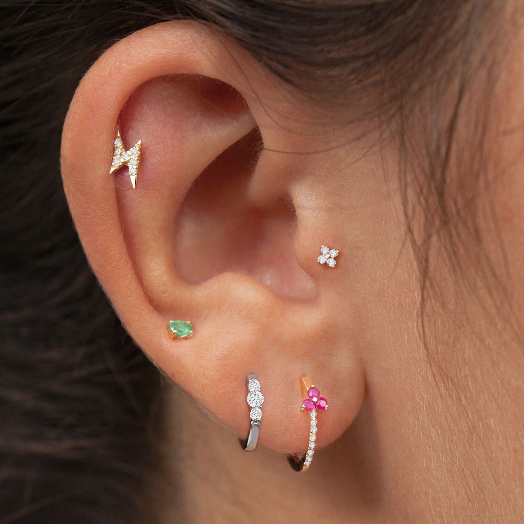 Pendiente Piercing Petite Diamonds Cross Mini en Oro Rosa de 18 Kt